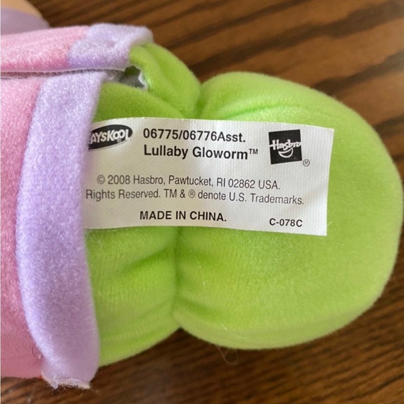 Playskool Gloworm Musical Glow Bug Light Up Plush Baby Soother Lullaby Worm 2008 - Picture 3 of 4